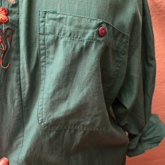 Vintage Gap Silk Blend Embroidered Button Up Shirt Teal - Picture 9 of 11